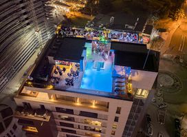 504 Rooftop