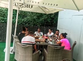 Icon pub & coffee