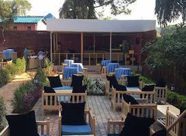 H2O Lounge and Restaurant
