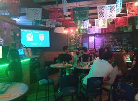Waikiki BAR