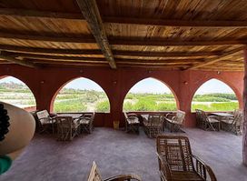 مطعم قرية تونس _Tunis Village Restaurant