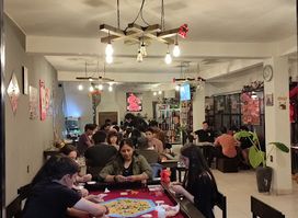 Mesa Dragón Café Lúdico