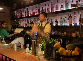 Résvés Street Bar