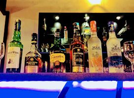 Om restobar