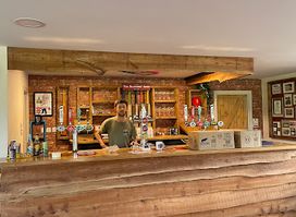 Tap and Run Pub