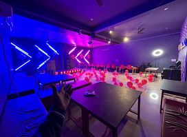 The Plug lounge & disc