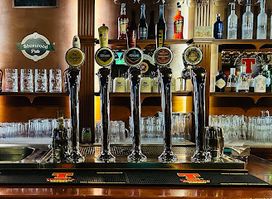 Sherwood Pub