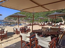 Karagatsia Beach bar