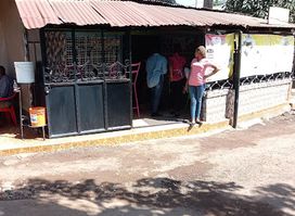The Famous Pub (kwa Zimarohoo)