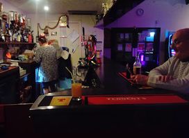 Auld Classic Bar