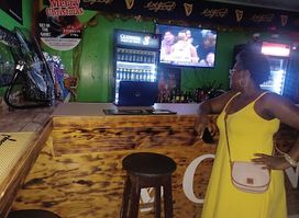 Golden Taste Seafood & Bar