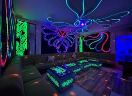 Phnom Meas KTV