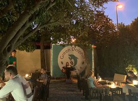 Green Dolphin Live Bar