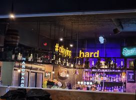 Hardward Pub