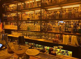 Kadıköy Sokak [Cocktail Bar]