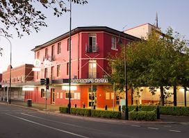 Romano's Hotel