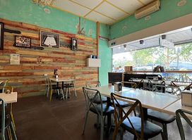 Barca.Love - American BBQ & Bar
