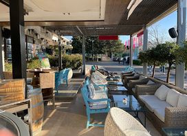 Laguna Lounge