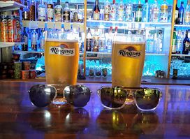 Rett inn Bar
