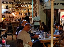 Wine Bar by Andre Suidan
