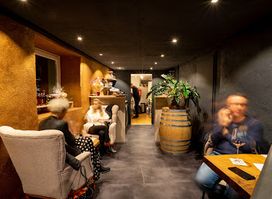 La Barrique Weinbar & Handel