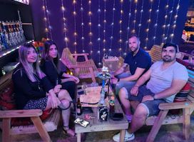 קליאופטרה בר נרגילות
