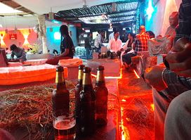 Royal Lounge