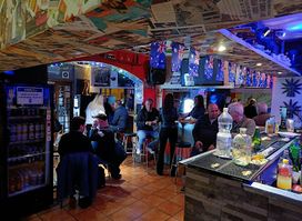Ozzie's Rock Bar