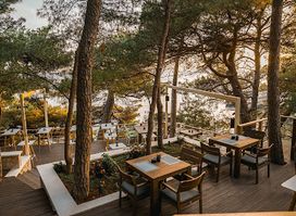 Higo Restaurant & Lounge