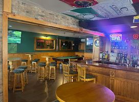 Cooleys Irish Pub Bar