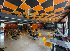 Saffron Hotel & Restaurant