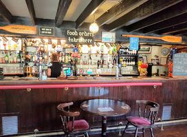 Old Smugglers Inn