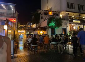 Mavi Bar