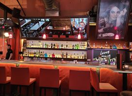 Lennox - Bar