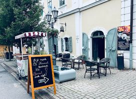 LaBor Deli & Bar