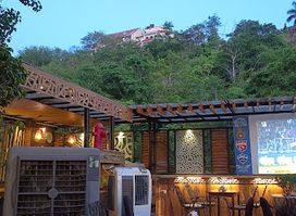 High Spirits -Pub & Grille