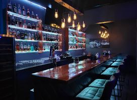 The Sipping Room - Lounge Bar & Restaurant