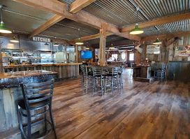 Paul Bunyan Bar & Grill