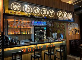 Woozy Pub