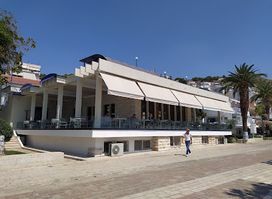 Bar Riviera
