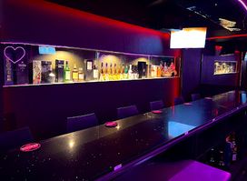 K-pop karaoke bar APINK(エイピンク)