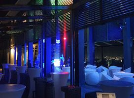 Twilight Roofdeck Lounge + Bar