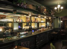 Percy French Cocktail lounge & food