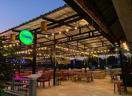 Nong Bua Restaurant & bar
