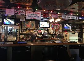 Iggy & Squiggy's Junction Bar & Grill