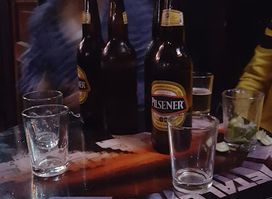 Fratelli's bar