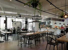 Garden 308 cafe โรงแรมบูรพา