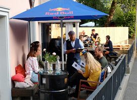 Maverick's Cocktail Bar