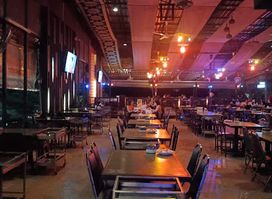 Three Zone Bar&Restaurant