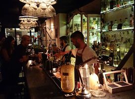 El Ciclista Cocktail Bar